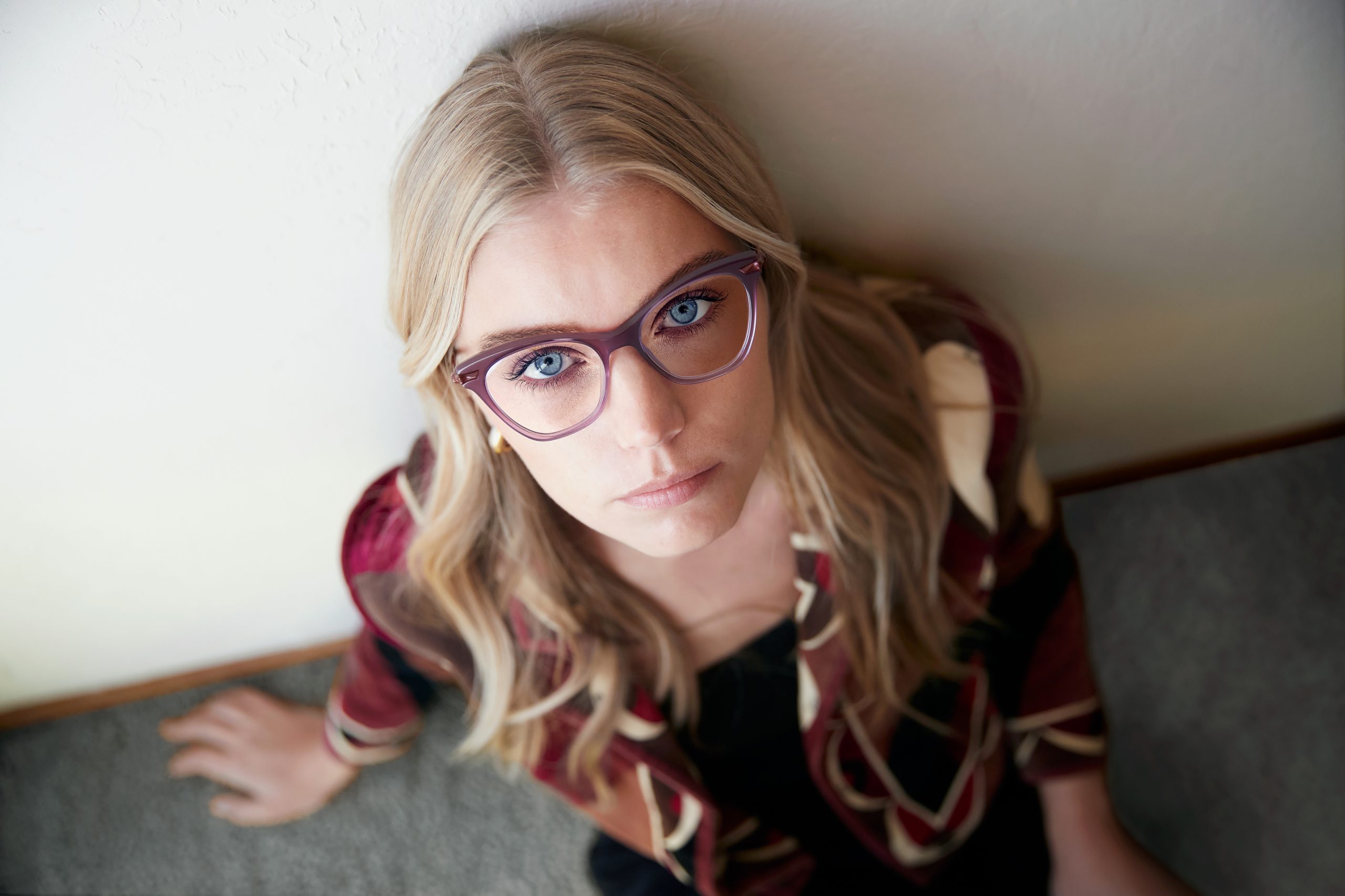 découvrez les lunettes tendances de 2025 ! alliant style et technologie, ces modèles modernes répondront à toutes vos attentes en matière de mode et de confort. explorez les dernières innovations et choisissez la paire qui sublimera votre look.
