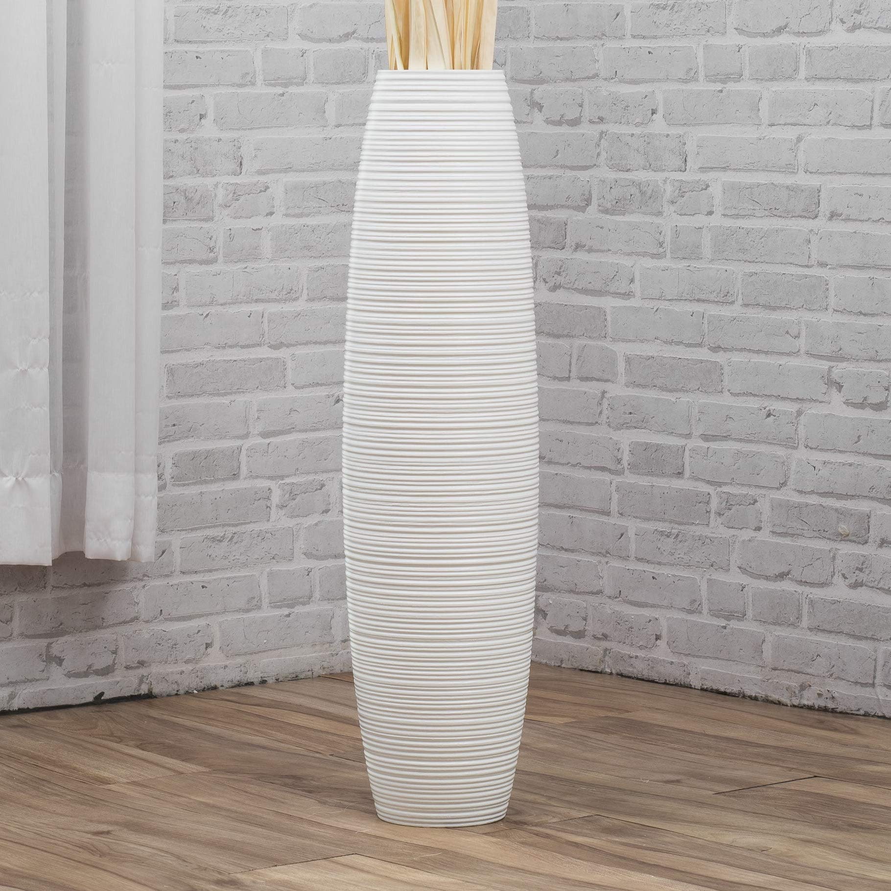 découvrez les vases tendance de 2025, alliant élégance et modernité. inspirez-vous des dernières créations pour décorer votre intérieur avec style. trouvez le vase parfait qui sublimera votre espace et reflétera votre personnalité.