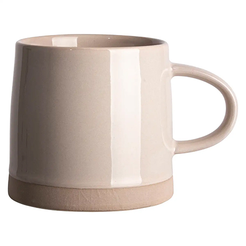 découvrez notre collection de vaisselle italienne 2023, alliant élégance et tradition artisanale. des designs raffinés et des matériaux de qualité pour sublimer vos repas.
