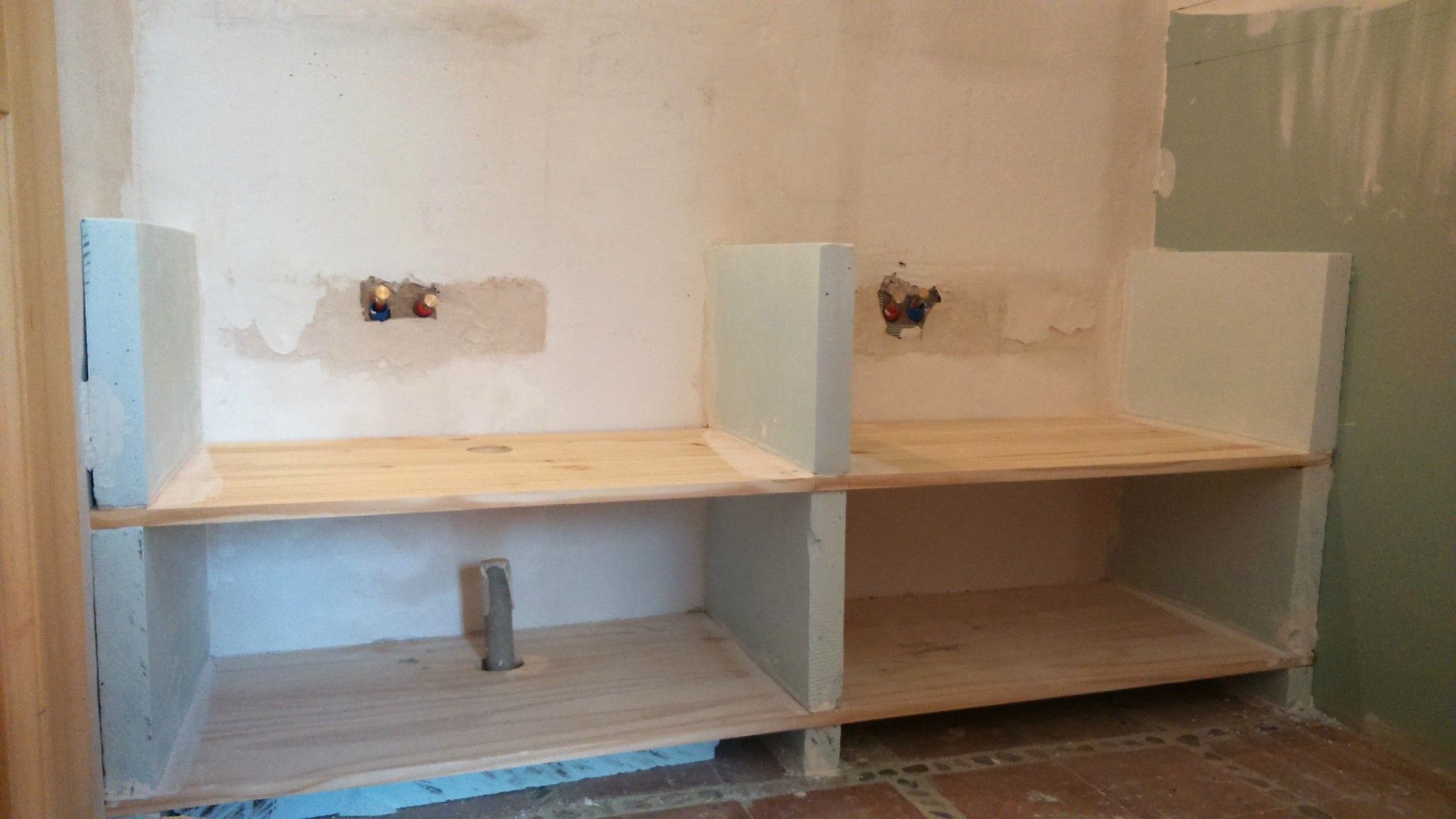 découvrez nos meubles en béton cellulaire, alliant modernité et robustesse. parfaits pour optimiser votre espace, nos créations uniques apportent une touche contemporaine à votre intérieur tout en étant légères et durables.