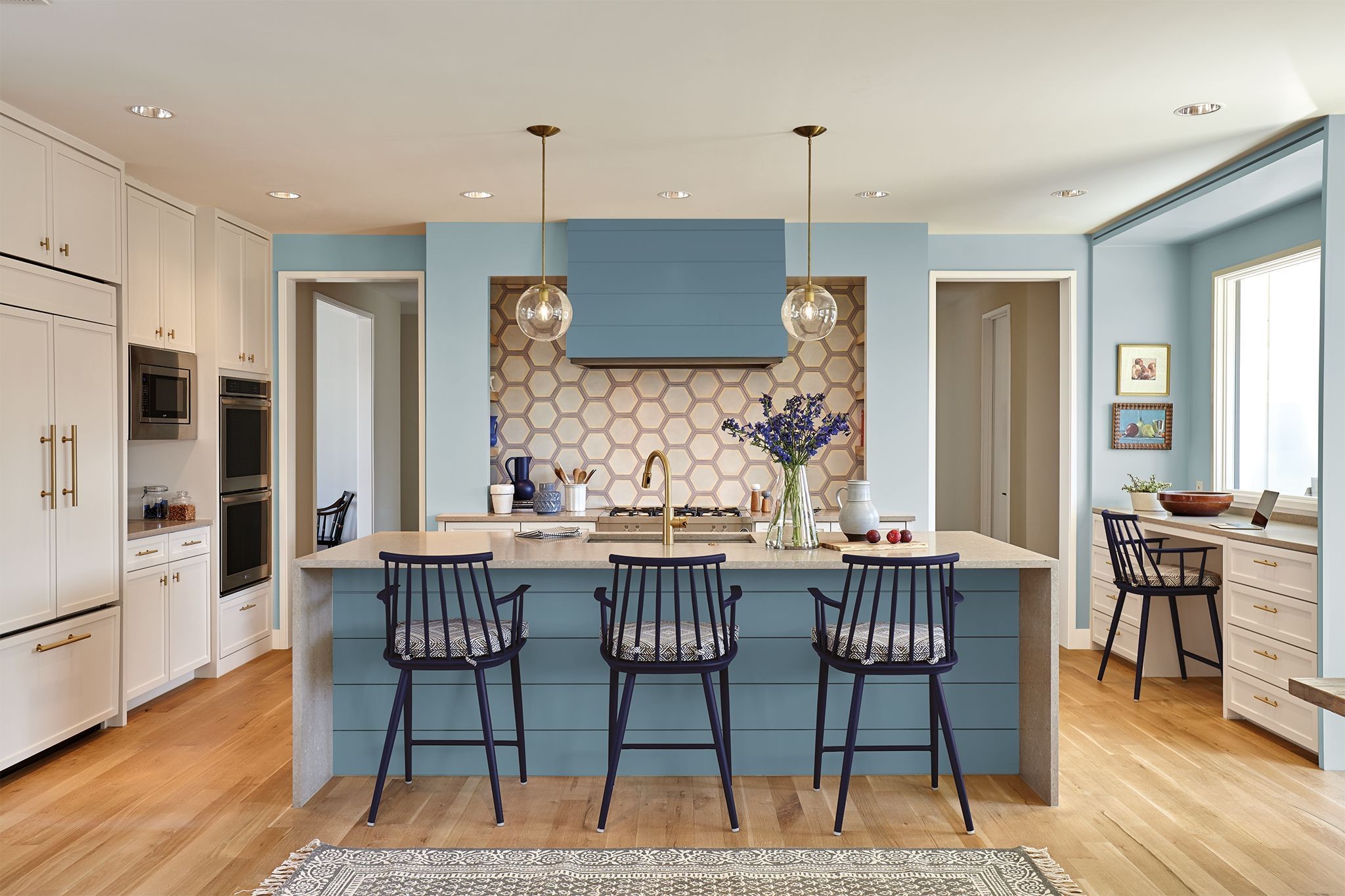 découvrez notre collection unique de créations en bleu canard, une couleur élégante qui apporte une touche de sophistication à votre intérieur. explorez nos designs inspirants pour sublimer votre espace.