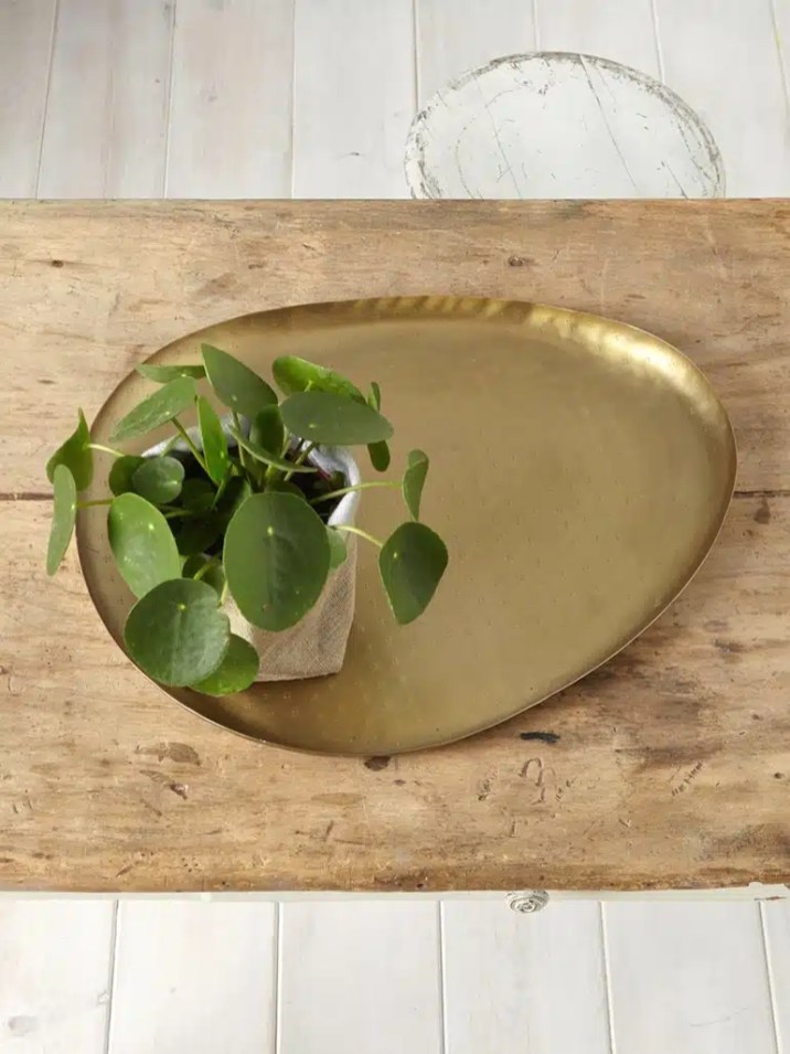 découvrez l'univers enchanteur de la déco gypsy bohème, alliant couleurs vibrantes et matériaux naturels pour créer un espace chaleureux et inspirant. adoptez ce style éclectique et laissez libre cours à votre créativité avec des objets artisanaux, des textiles ethniques et une touche d'originalité.