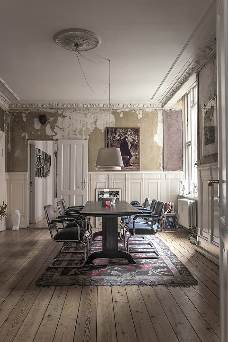découvrez l'univers coloré et libre de la déco gypsy bohème, où l'harmonie des textures, des motifs ethniques et des objets vintage créent une atmosphère chaleureuse et accueillante. inspirez-vous pour transformer votre intérieur en un véritable refuge bohéme, plein de personnalité et d'originalité.