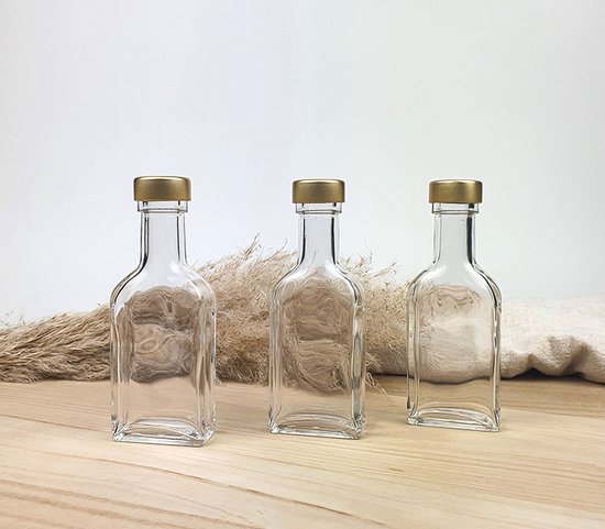 découvrez notre flacon d'apothicaire, un accessoire élégant et fonctionnel idéal pour la conservation de vos huiles essentielles, étranges potions, ou déco vintage. alliez esthétique rétro et praticité dans votre intérieur.